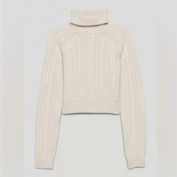 Aritzia Jones white  knit cropped sweater size xs - Picture 2 of 4